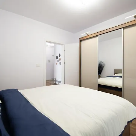 Apartament Claseb